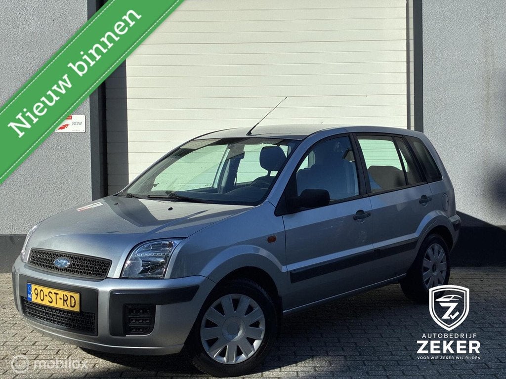 Ford Fusion 1.4-16V Champion airco / trekhaak / nieuwe apk, Auto's, Ford, 15 km/l, Origineel Nederlands, Bedrijf, Euro 4