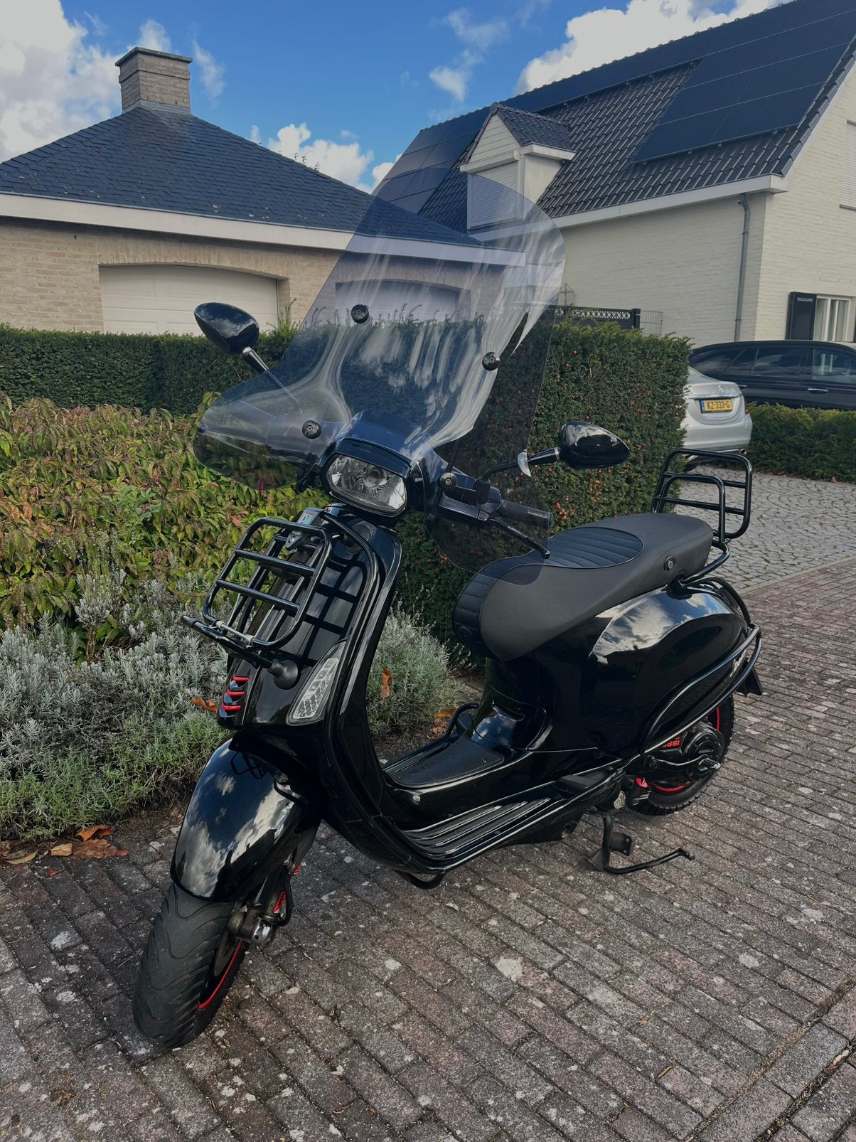 Vespa Sprint 2017 45km zwart mooie uitvoering (Full Option), Ophalen, Overige modellen, Maximaal 45 km/u, Zo goed als nieuw