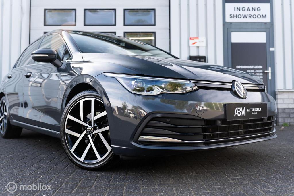 Volkswagen Golf 1.5 eTSI Style DSG IQ-LIGHT HUD SFEER ACC, Auto's, Volkswagen, Adaptive Cruise Control, 4 cilinders, 150 pk, Bedrijf