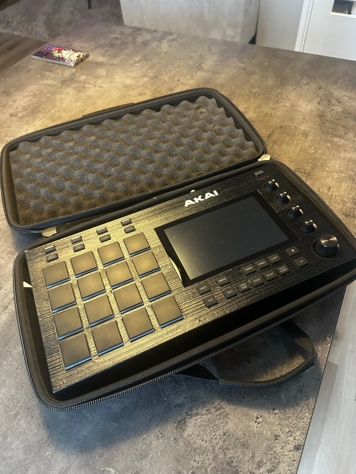 Akai MPC Live 1 - Gebruikt, maar werkt perfect!, Muziek en Instrumenten, Drumcomputers, Ophalen of Verzenden, Gebruikt, Overige merken