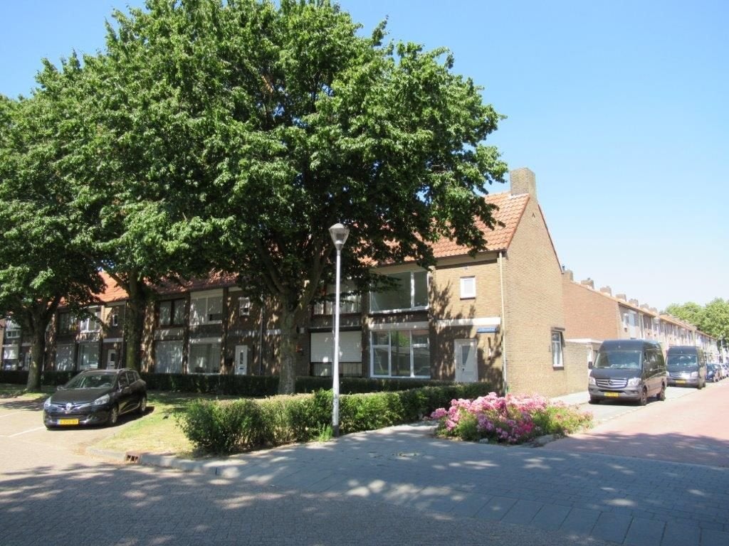 NIEUW! Woonruimte te huur Landbouwstraat, Tilburg