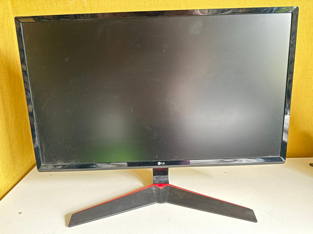 LG gaming monitor 24 inch, Computers en Software, Monitoren, IPS, Full HD, Zo goed als nieuw, Ophalen