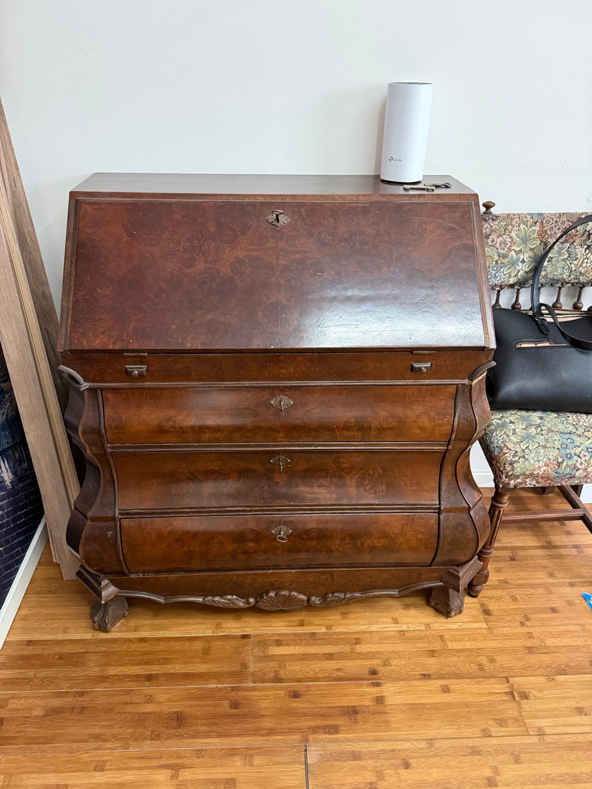 Antieke Secretaire, Ophalen