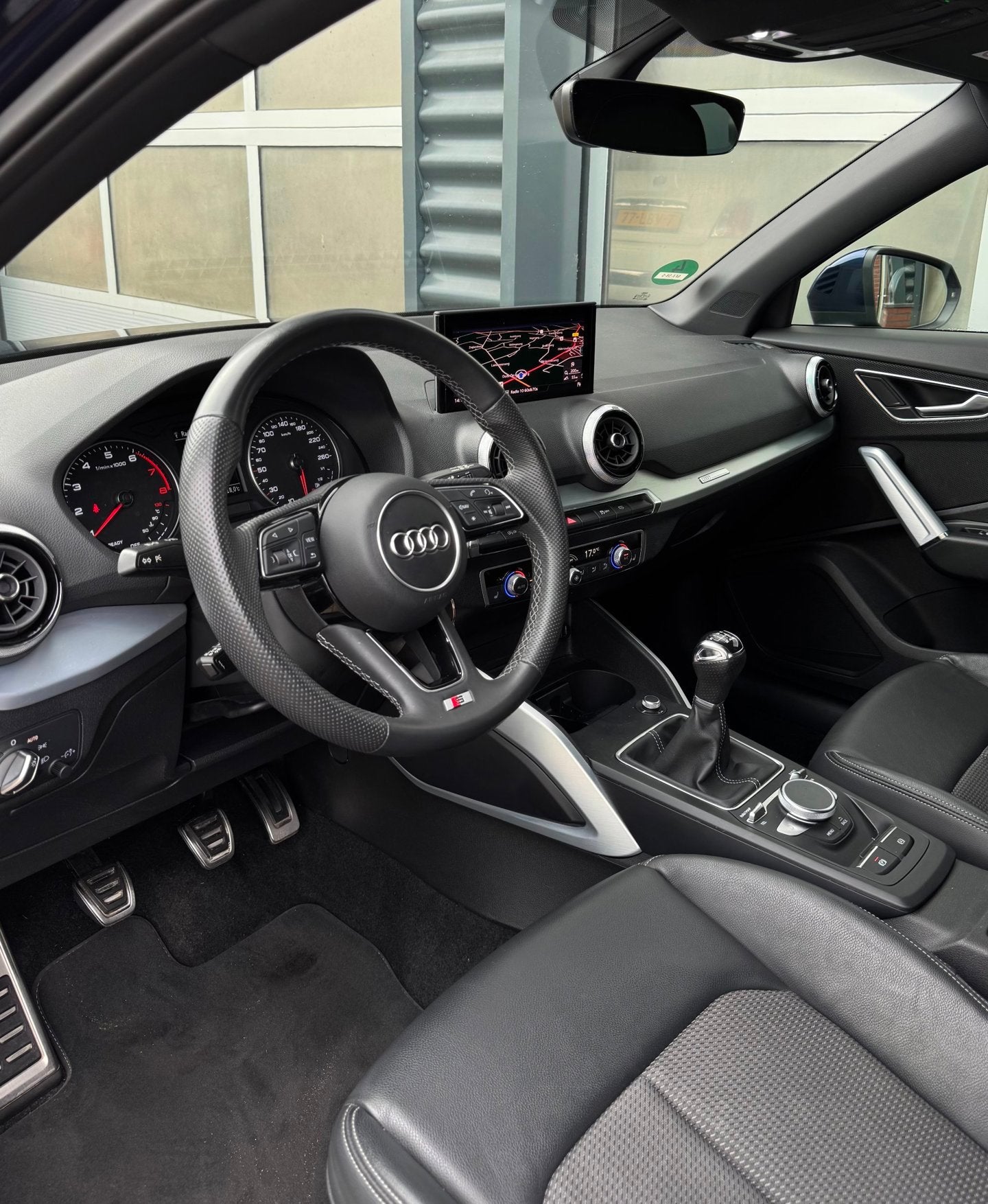Foto 19 van Audi Q2 35 TFSI S-line Edition| Apple CarPlay | Camera | Dig