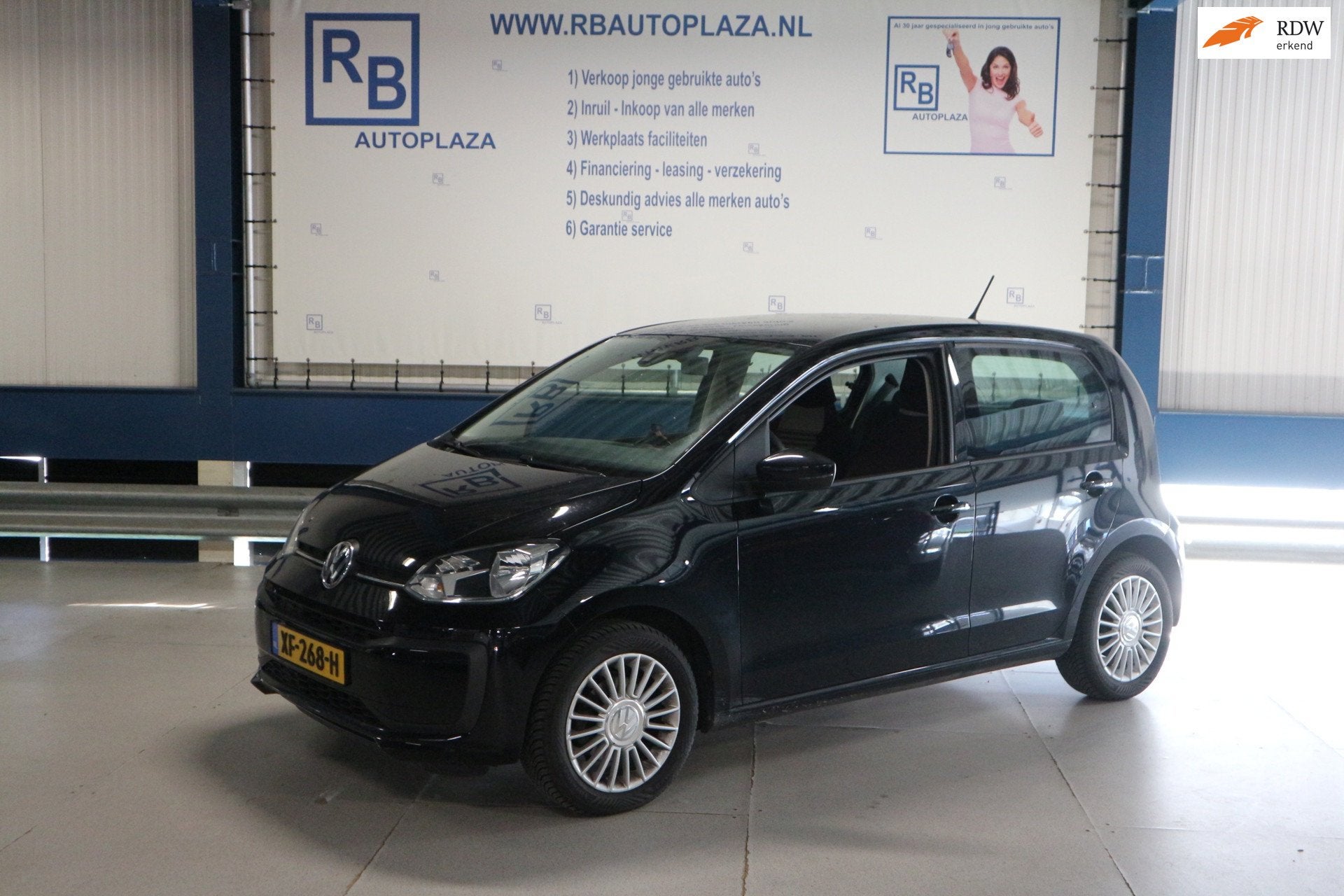 Volkswagen Up! 1.0 BMT move up! / NAP / VELG / AC / NIEUWE A, Gebruikt, Zwart, Origineel Nederlands, Handgeschakeld