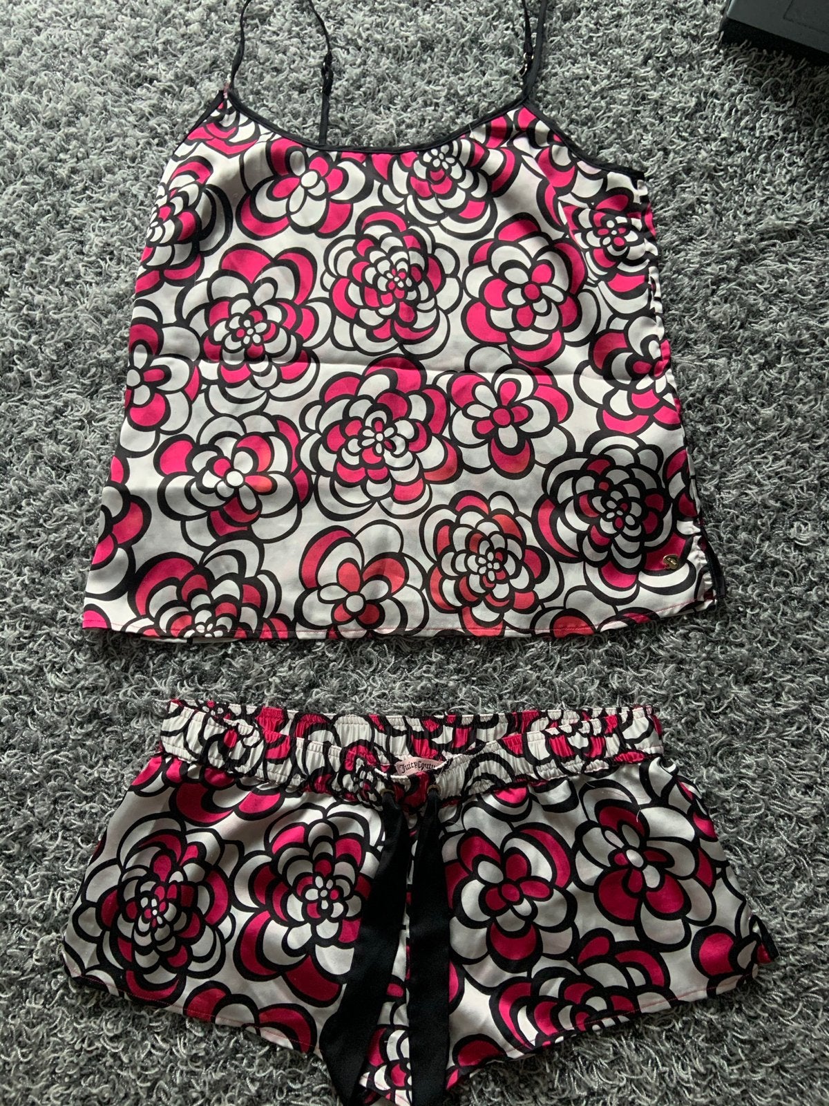 Juicy couture setje broekje m top l, Ophalen of Verzenden, Zo goed als nieuw, Maat 38/40 (M), Roze