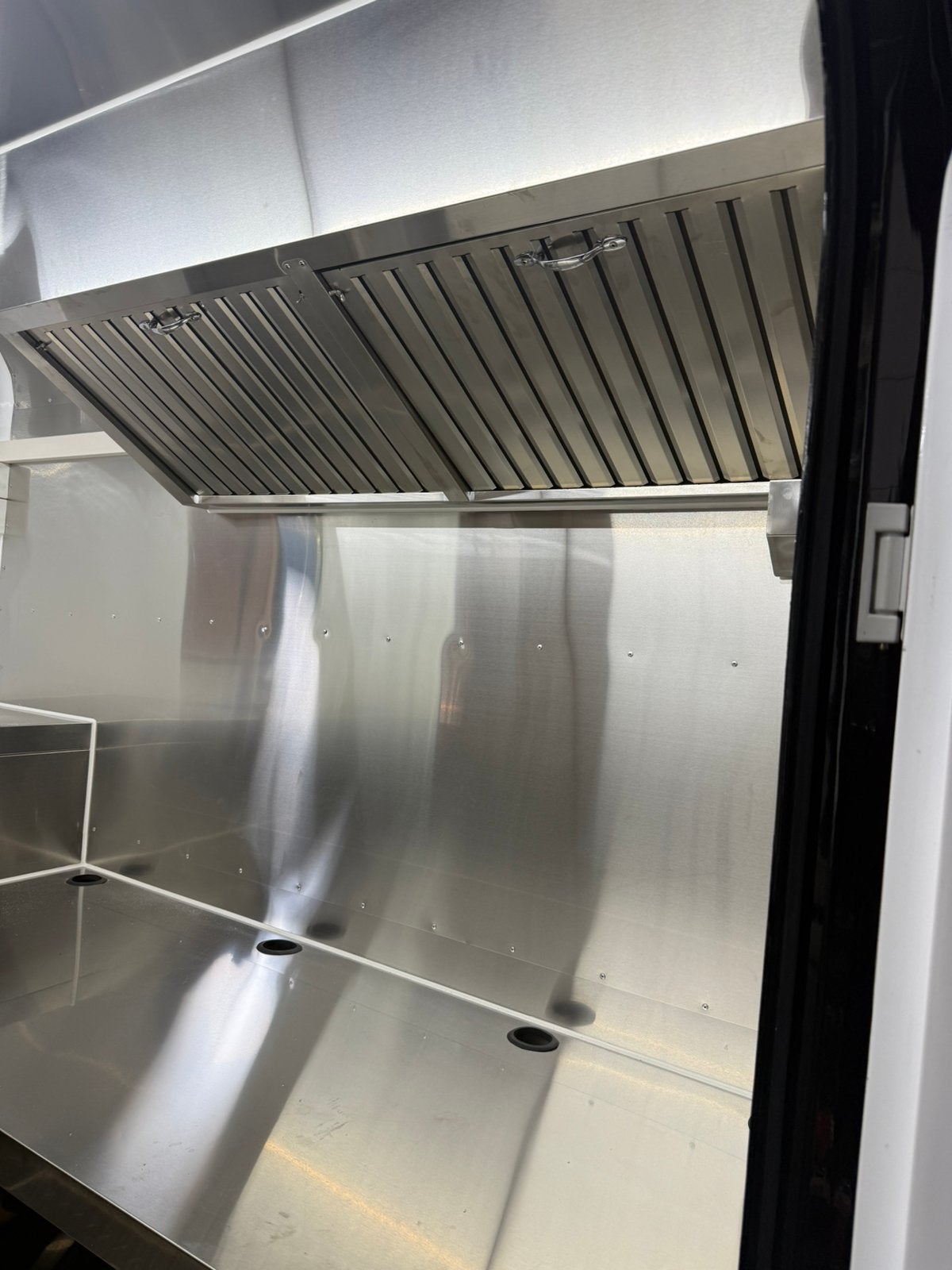 foodtrailer / foodtruck GT Compact pro 200 op voorraad, Ophalen, Geldertrucks, Support@geldertrucks.nl, Celsiusstraat