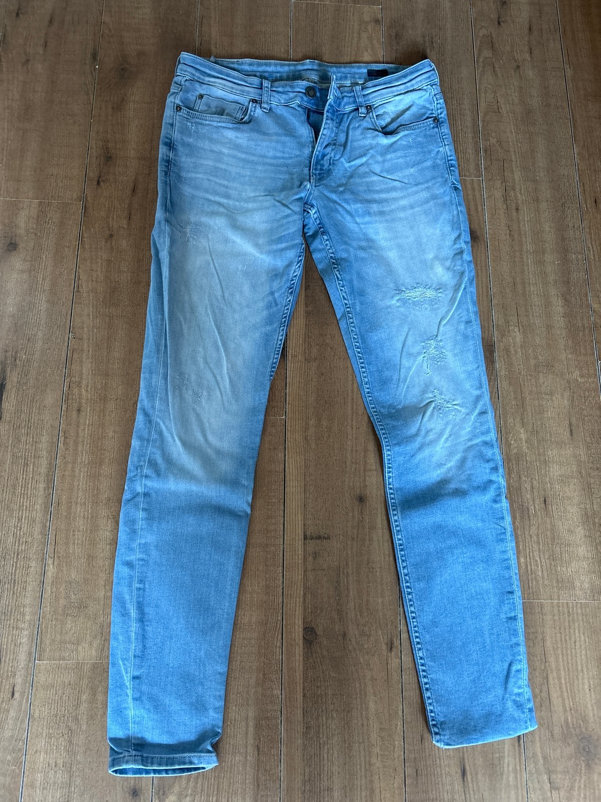 Daily Aesthetikz Spijkerbroek - W34 L34, Kleding | Heren, Spijkerbroeken en Jeans, Ophalen of Verzenden, Gedragen, Blauw, Overige jeansmaten