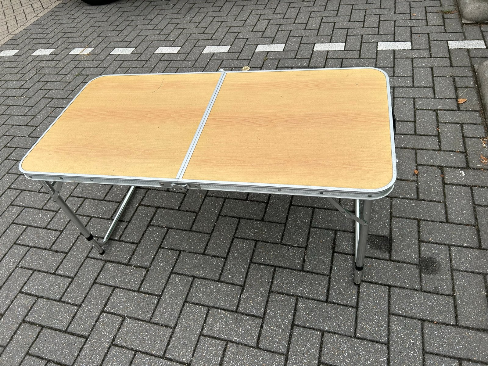 Inklapbare campingtafel - Lichtgewicht en compact, Ophalen, Gebruikt, Campingtafel