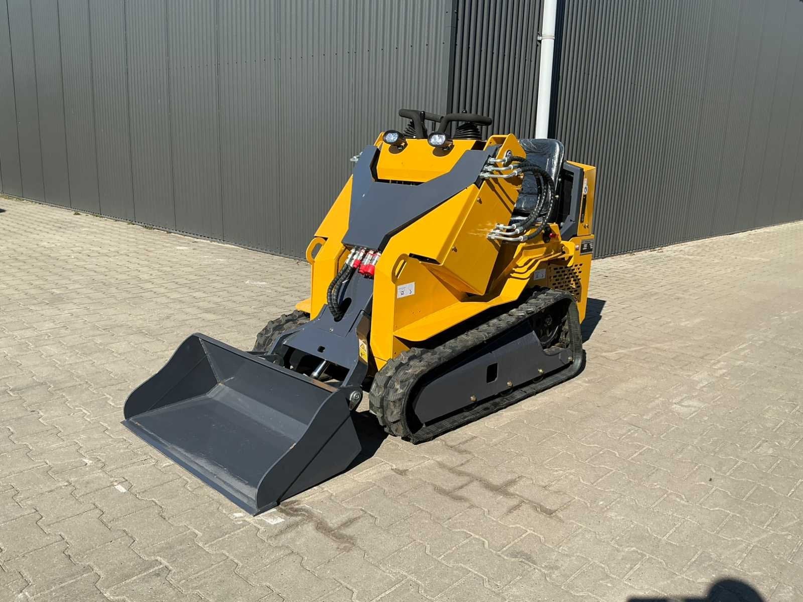 Bisontek BT360 Rups schranklader / Minilader, Wiellader of Shovel