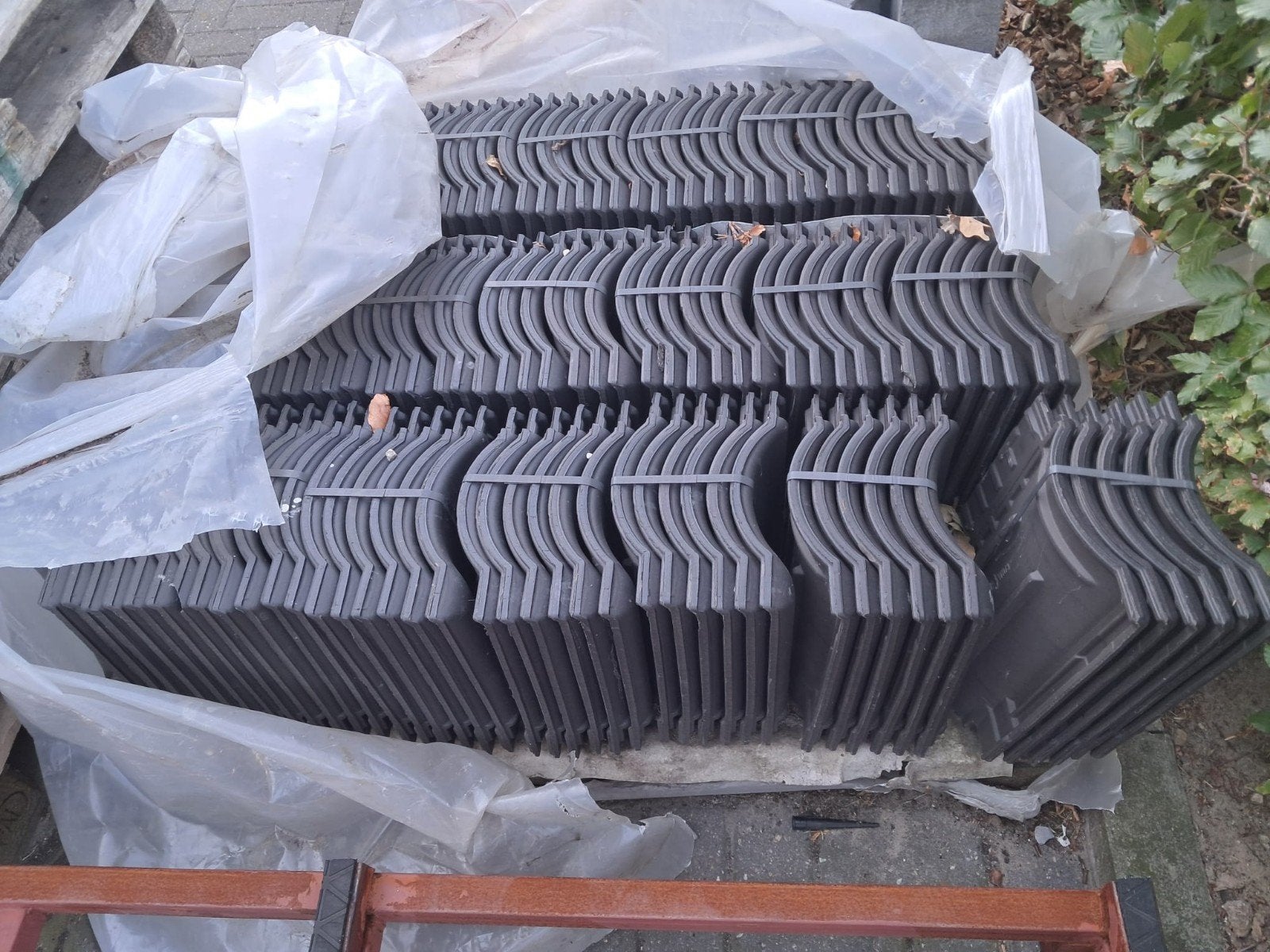 Te koop: 125 verbeterde Hollandse dakpannen - nieuw, Doe-het-zelf en Verbouw, Dakpannen en Dakbedekking, Ophalen, 10 tot 15 m²