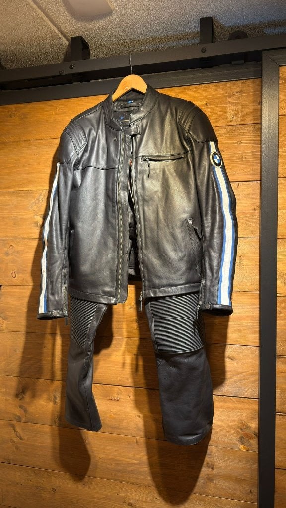 BMW Schwabing leren motorjas XL + Charlottenburg broek mt 54, Motoren, Kleding | Motorkleding, Combipak, Heren, Tweedehands, Ophalen