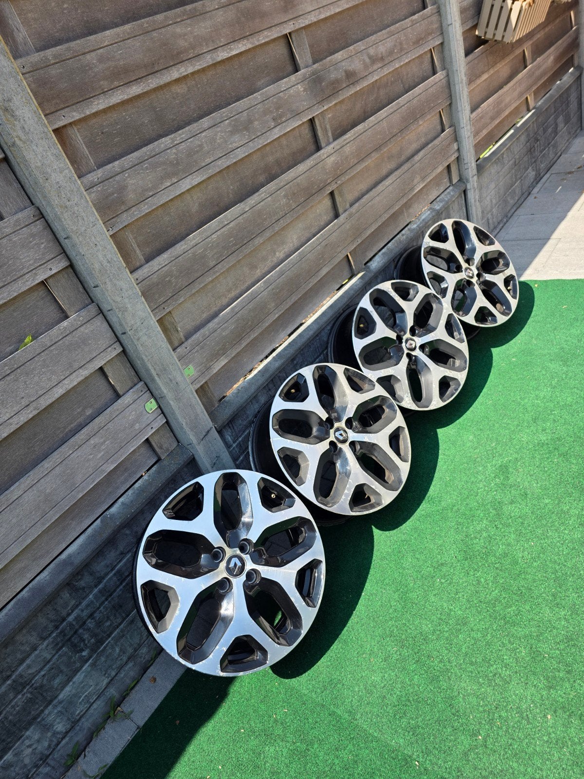 RENAULT 17 inch 4x100 Originele velgen set (CAPTUR), Velg(en), 17 inch, Zomerbanden, 205 mm