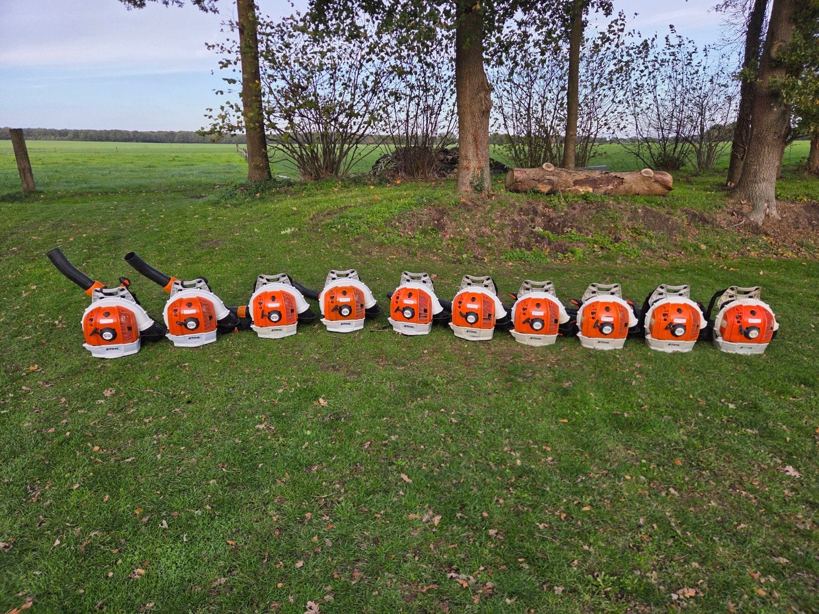 Stihl br 600 en 700 bladblazers, Tuin en Terras, Ruggedragen, Ophalen of Verzenden, Zo goed als nieuw, Stihl