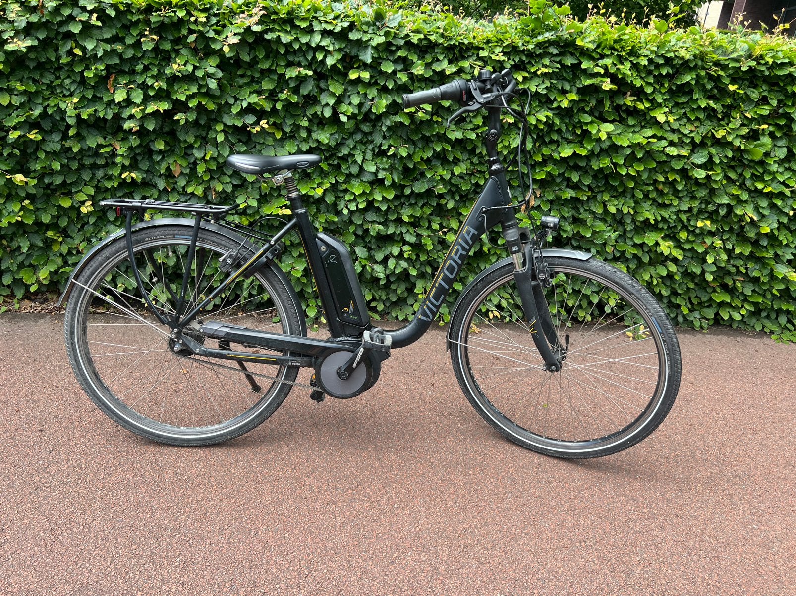 Victoria 7.7 E trekking elektrische fiets bosch middenmotor, Fietsen en Brommers, Elektrische fietsen, Ophalen of Verzenden, Zo goed als nieuw
