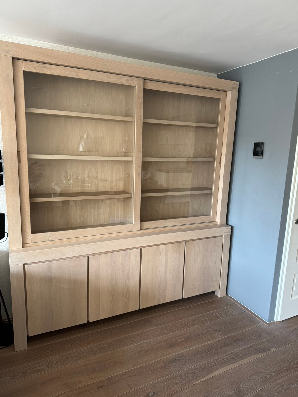 Goossens Buffetkast 'Clear' – Blank Eiken, Ophalen, 200 cm of meer, Eikenhout, 200 cm of meer