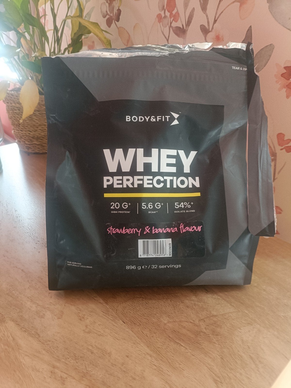 Body&Fit Whey Perfection Aardbei Banaan Eiwitpoeder, Verzenden, Zo goed als nieuw, Poeder of Drank