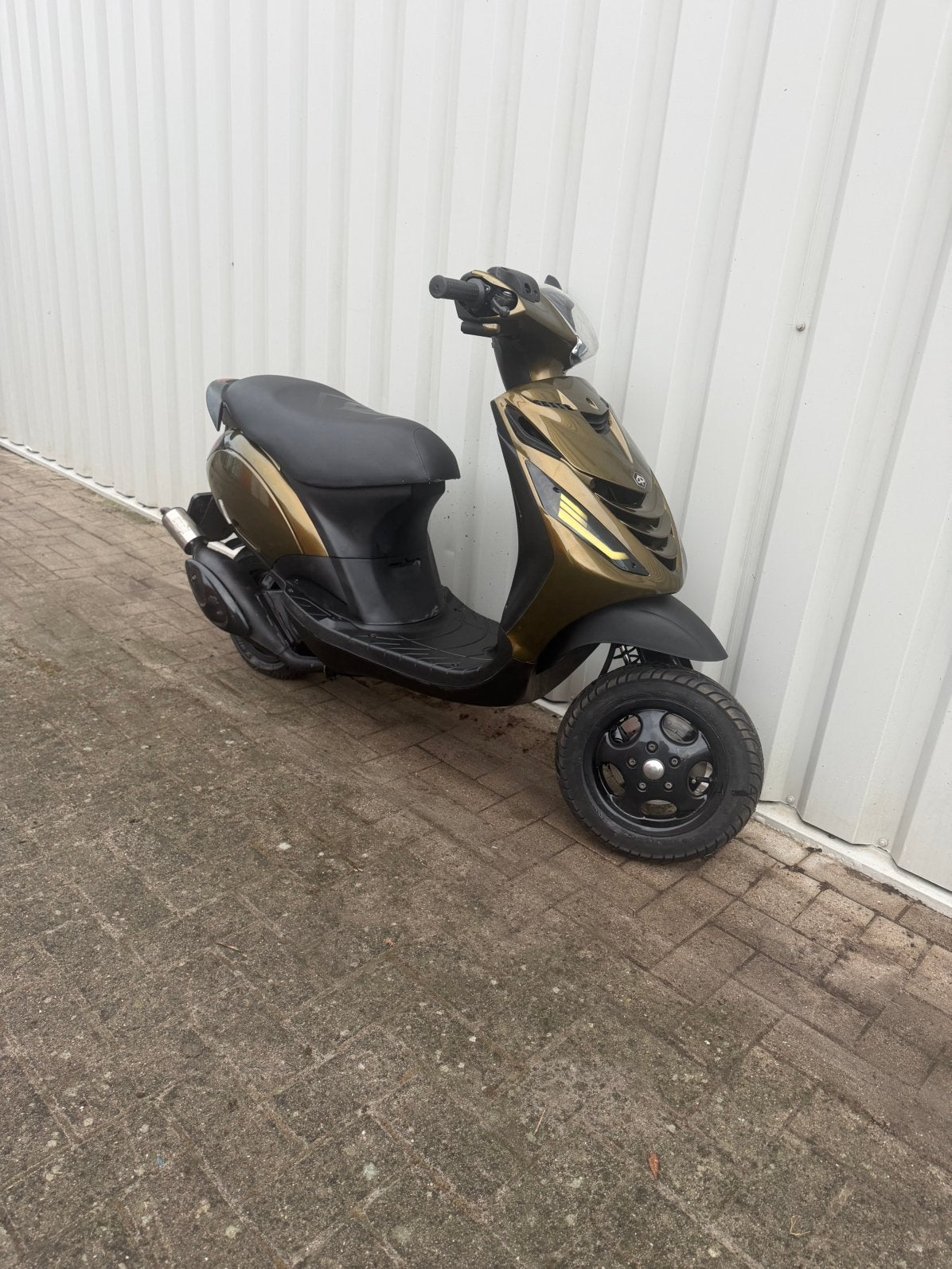 piaggio zip 2t brom, Ophalen of Verzenden, Zo goed als nieuw, Benzine
