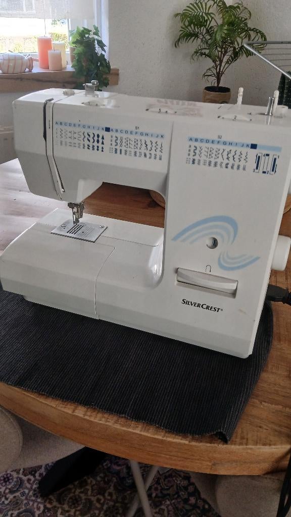 Naaimachine Silvercrest, Hobby en Vrije tijd, Ophalen of Verzenden, Gebruikt, Naaimachine, Overige merken