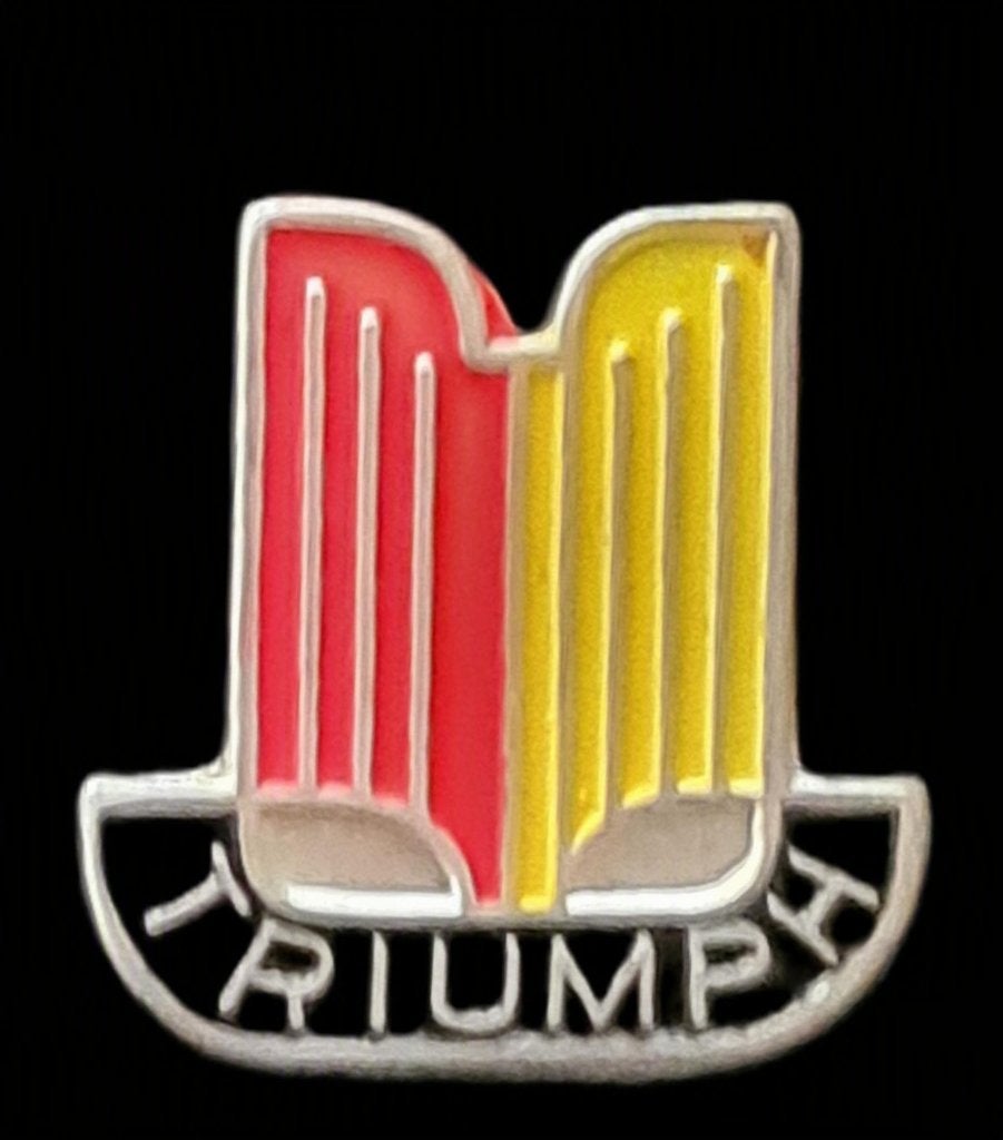 Triumph speld- rood-geel gelakt, Verzenden, Nieuw, Transport, Speldje of Pin