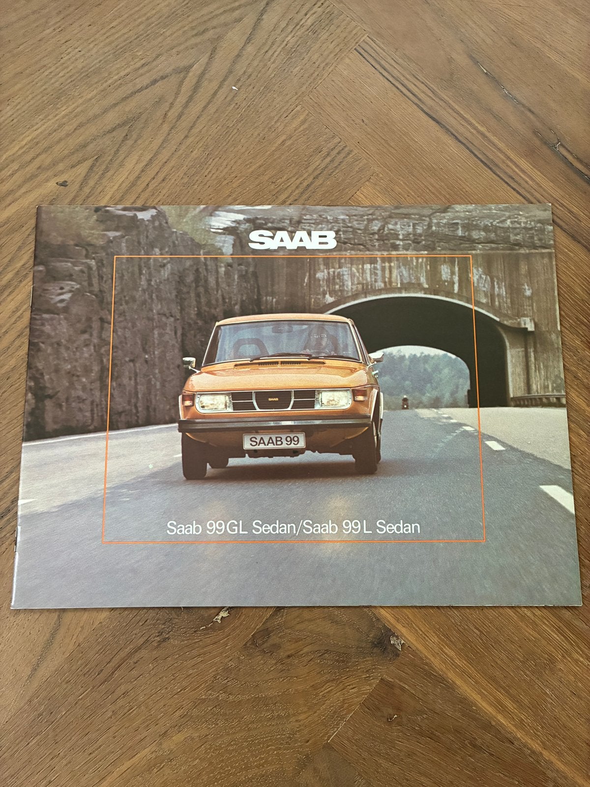 1976 Saab 99 GL/L Sedan brochure, Verzenden, Zo goed als nieuw, Overige merken