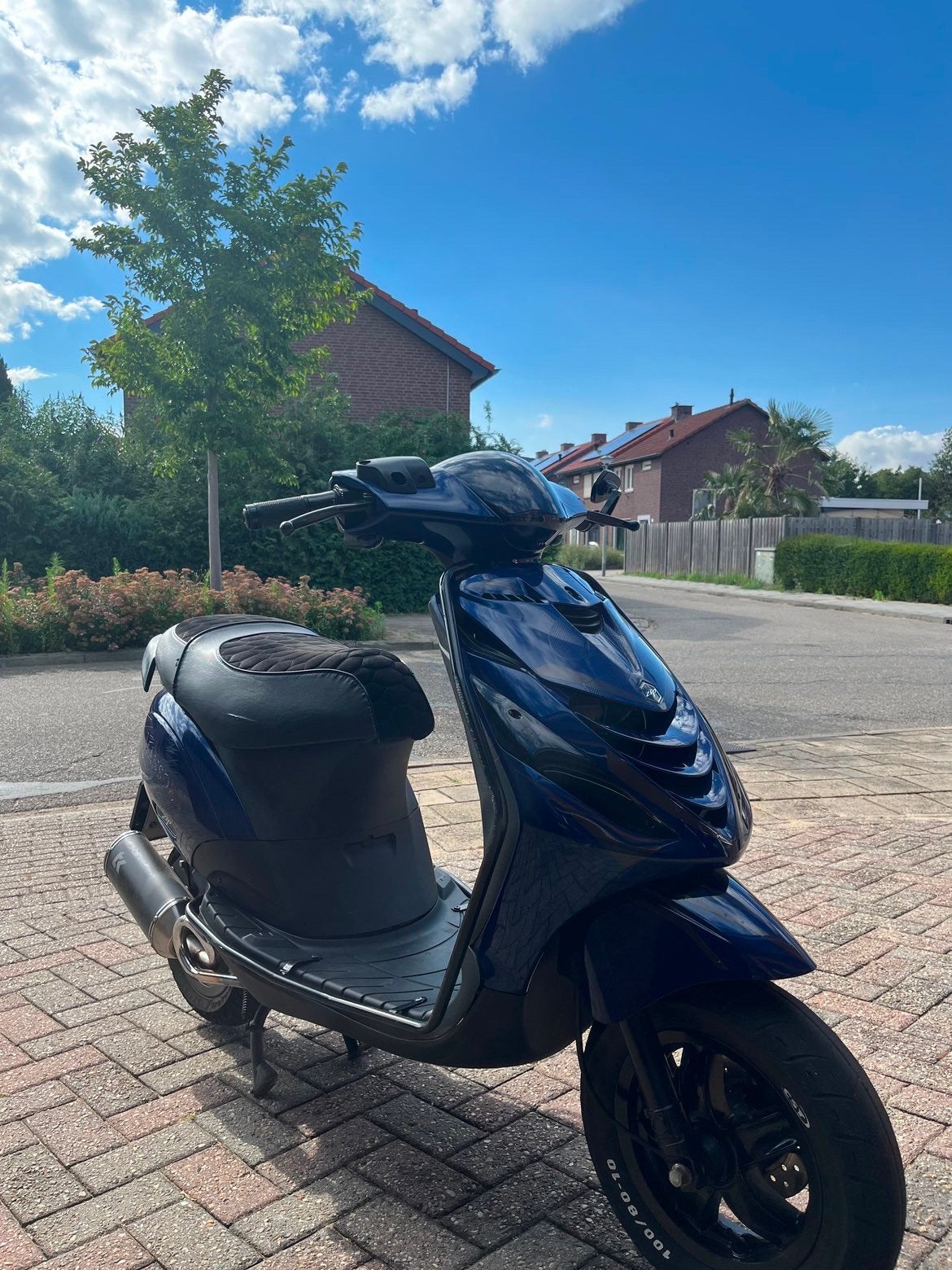 Zip 4 takt, Fietsen en Brommers, Ophalen of Verzenden, Zo goed als nieuw, Benzine, Zip