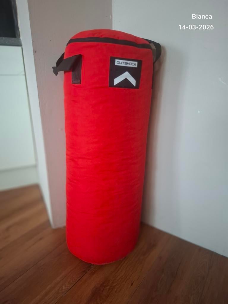 Rode Outshock Bokszak  nieuw!14 kg, Ophalen of Verzenden, Bokszak