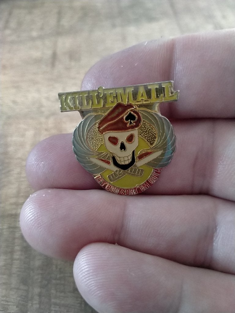 Kill them all , pin , vintage , usa, Verzenden, Landmacht, Amerika, Embleem of Badge