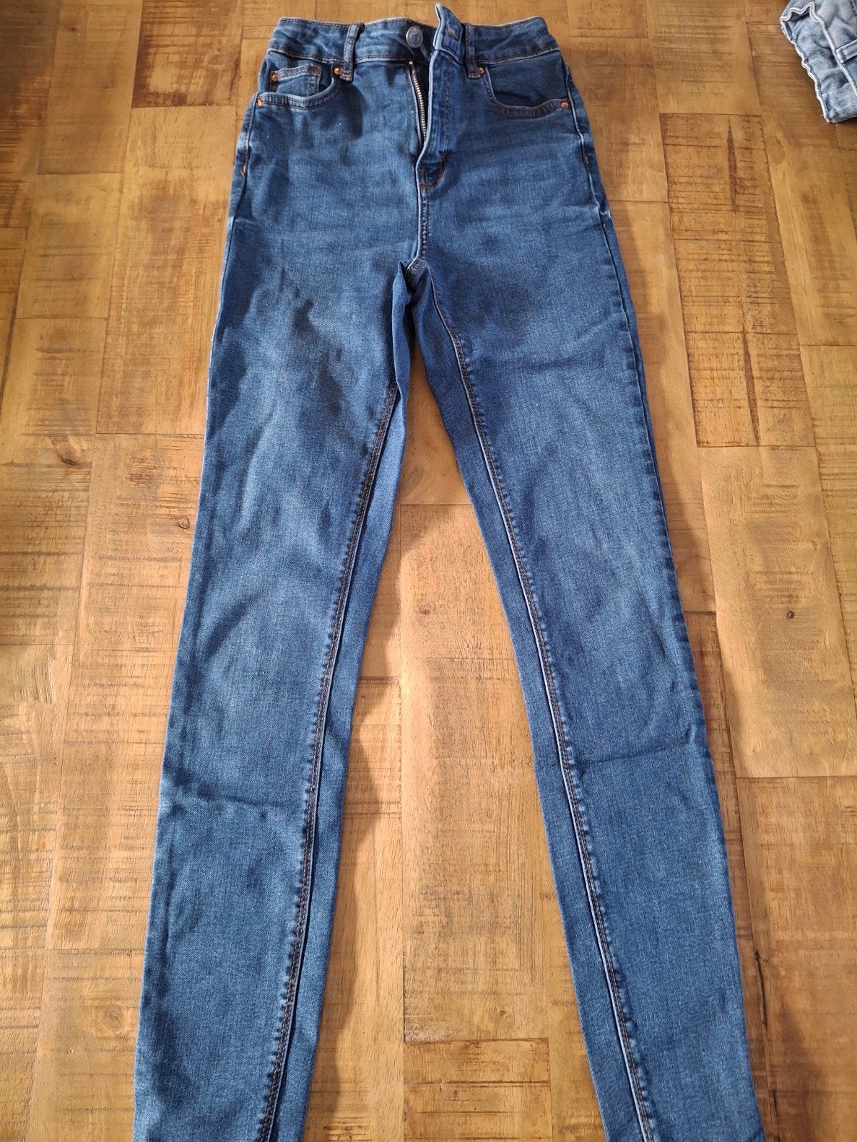 Primark cares skinny jeans in hele goede staat. Maat 34, Ophalen of Verzenden, Zo goed als nieuw, Blauw, W27 (confectie 34) of kleiner