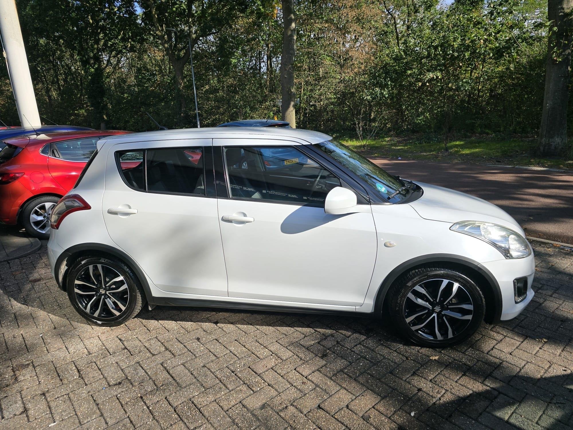 Suzuki Swift 1.2 Style EASSS | 1E EIGENAAR | 3/6 OF 12MND GA, Auto's, Stof, Gebruikt, 4 cilinders, 400 kg