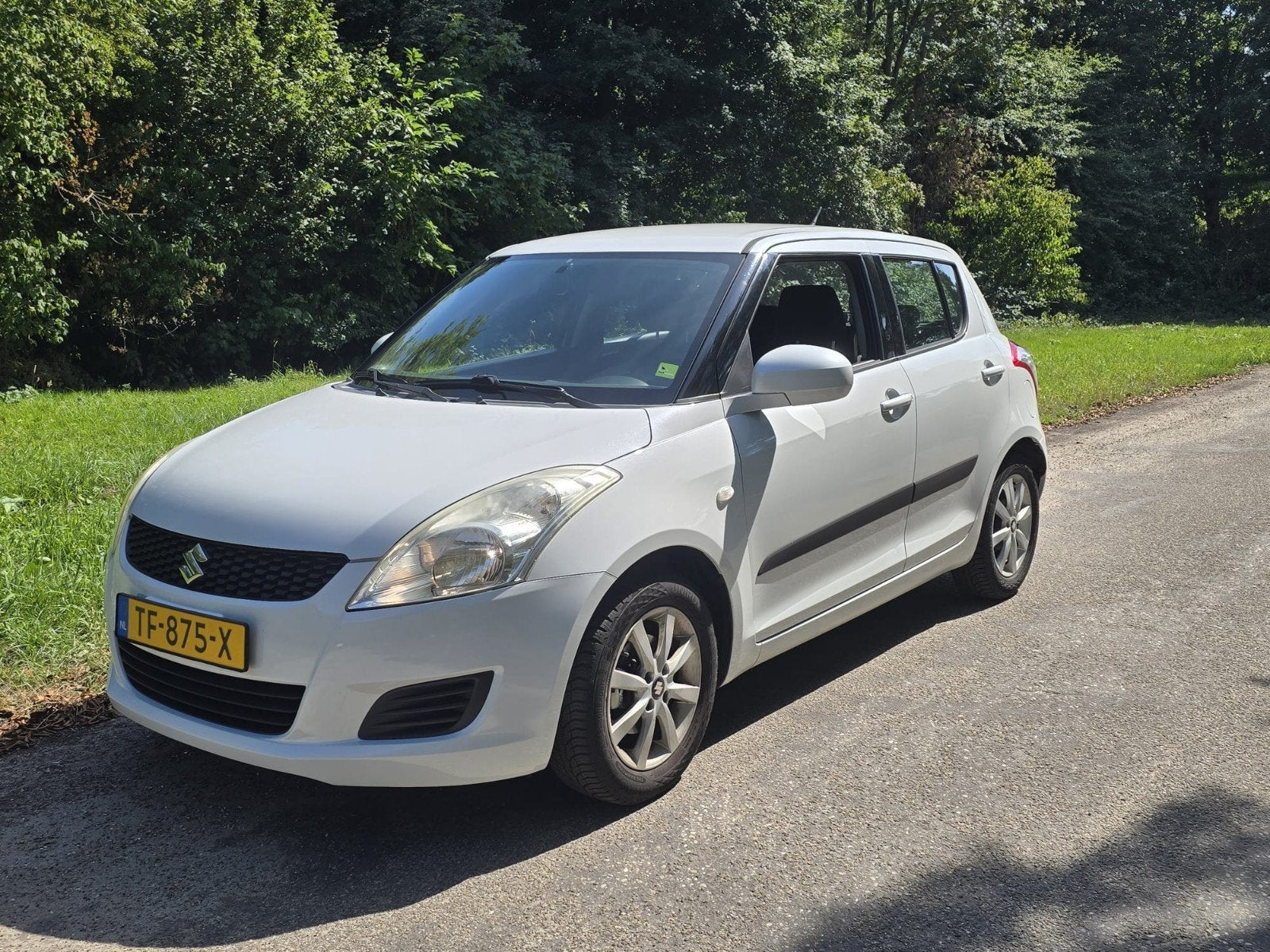 Suzuki Swift 1.2 5D 2012 Wit nieuw APK., Voorwielaandrijving, Electronic Stability Program (ESP), 4 cilinders, 400 kg