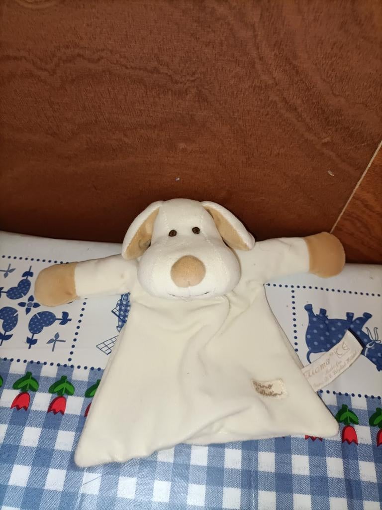 Hond knuffeldoekje Tiamo 18 cm, Ophalen of Verzenden, Zo goed als nieuw, Hond