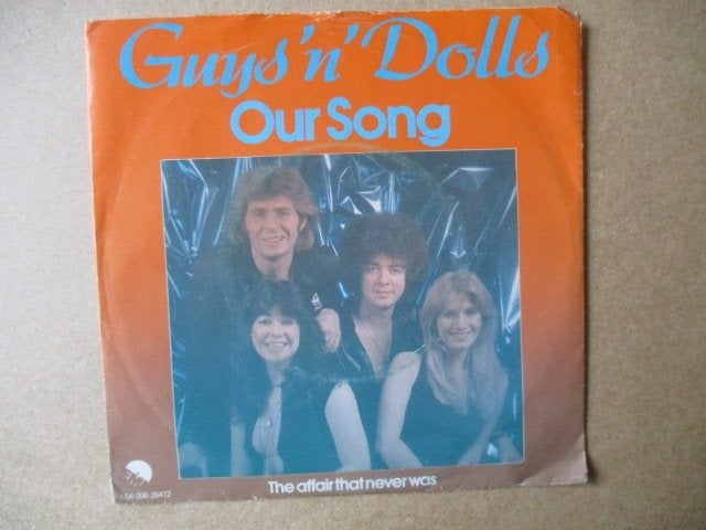 s2188 guys n dolls - our song 2, Ophalen, Gebruikt, 7 inch, Overige genres