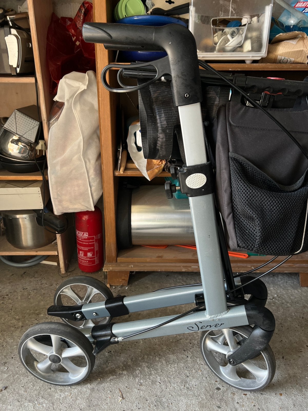 Server lichtgewicht rollator met soft banden loopcomfort, Ophalen, Lichtgewicht