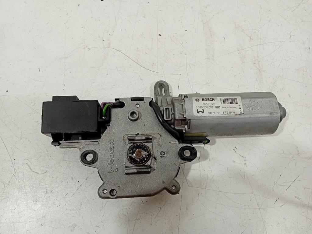 Motor open dak Mercedes-Benz B-Klasse, Onderdelen@venauto.nl, Van der Ven Autorecycling B.V., Gebruikt, Ettenseweg 76, 4706 PB Roosendaal, The Netherlands