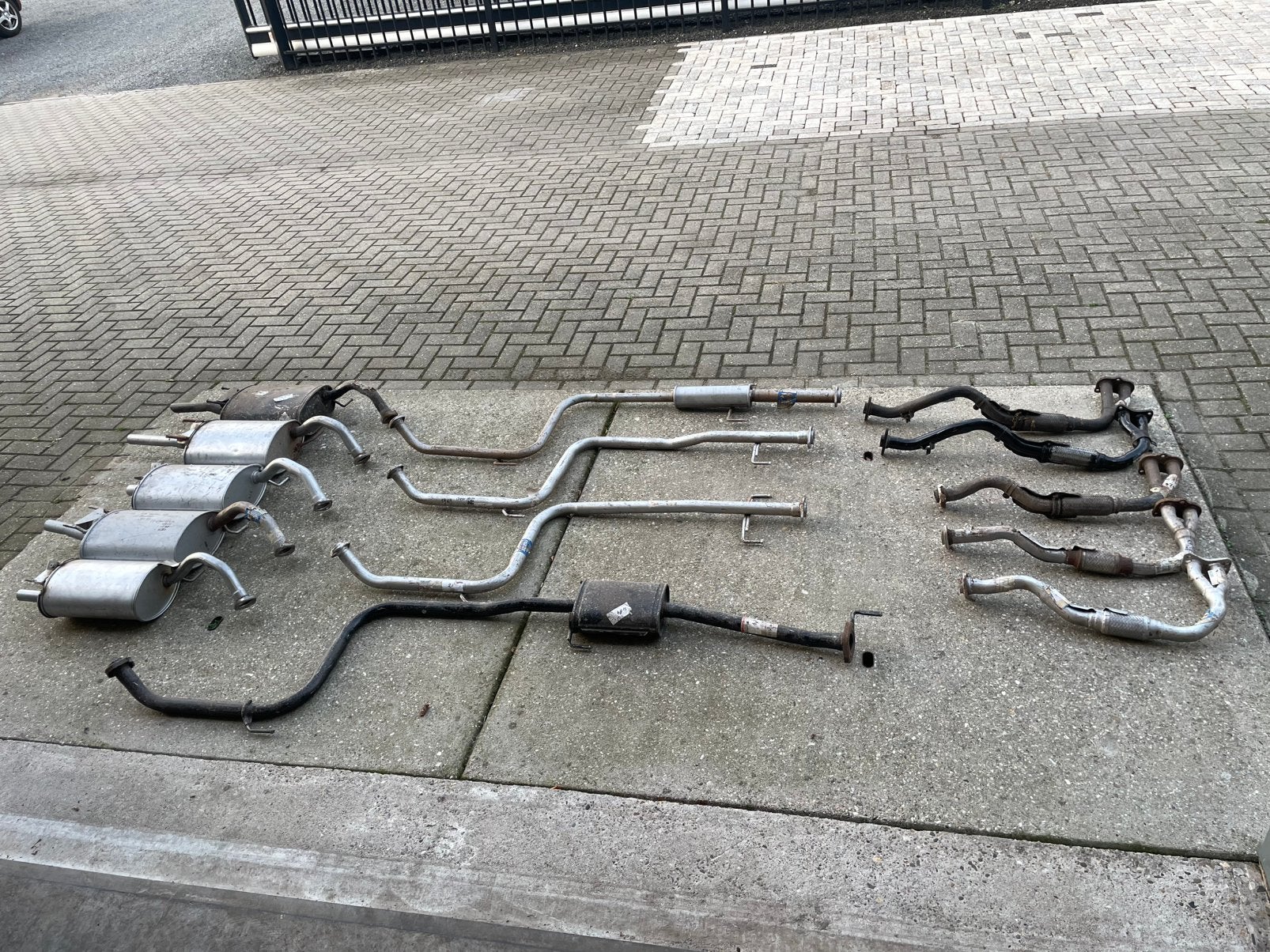 Diverse toyota corolla e9 ee90 ae92 ce90 uitlaten nieuw, Ophalen of Verzenden, Nieuw