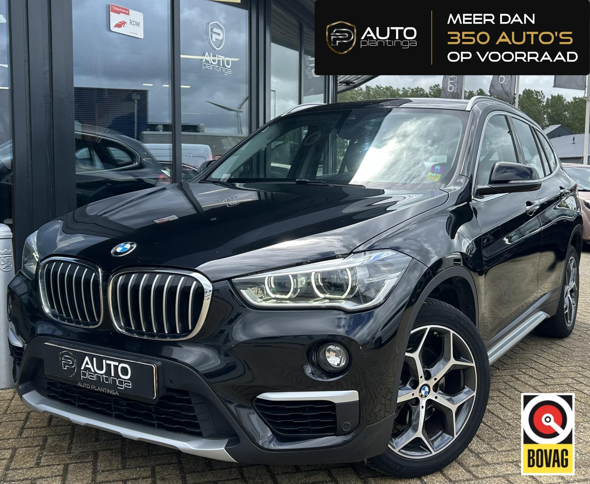 BMW X1 sDrive18i High Executive Edition | AUTOMAAT | Parkeer, Stof, Gebruikt, Zwart, 3 cilinders