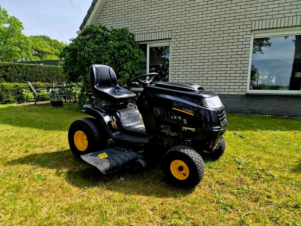 MTD Zitmaaier - 17.5 PK B&S, 42" maaidek, 7 versn., Ophalen, Cirkelmaaier, Gebruikt, MTD