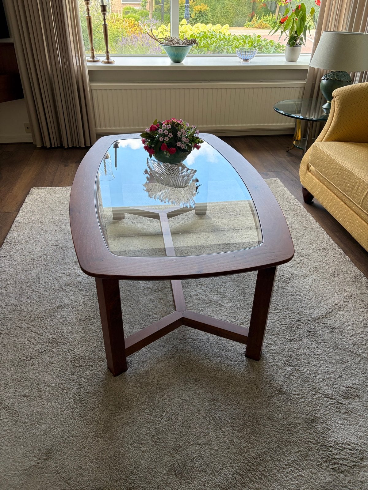 Stijlvolle salontafel van Interstar., Ophalen, 100 tot 150 cm, 50 tot 100 cm, Zo goed als nieuw