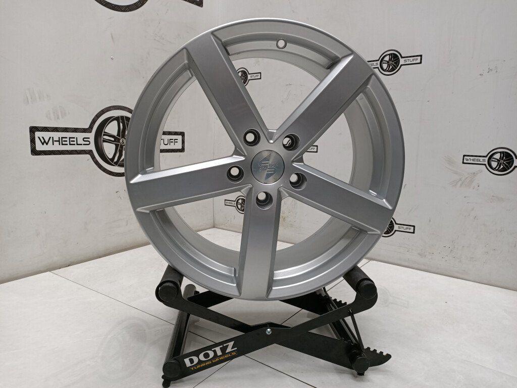 ETA BETA EROS SLV lichtmetaal velgen 18"inch 5x120, Ophalen, Gebruikt, 18 inch, Velg(en)
