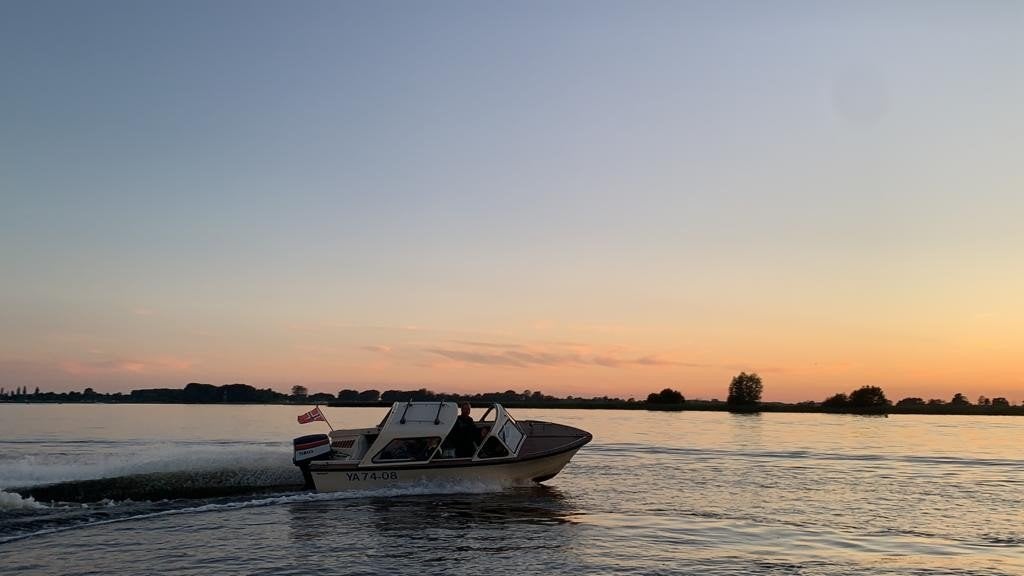 Skibsplast Seamaster 16 met 85 pk Yamaha en trailer, Watersport en Boten, Ophalen of Verzenden