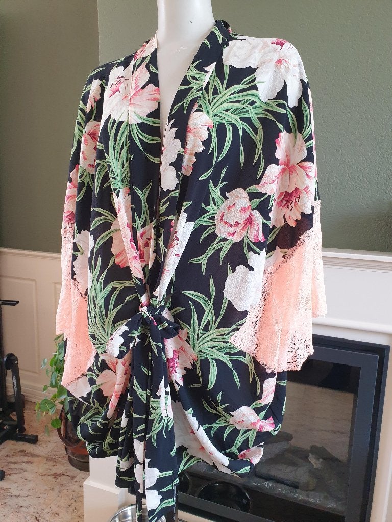 Guess prachtig kimono blouse vest S 36 bloemen, Guess, Zo goed als nieuw, Maat 36 (S), Meerkleurig