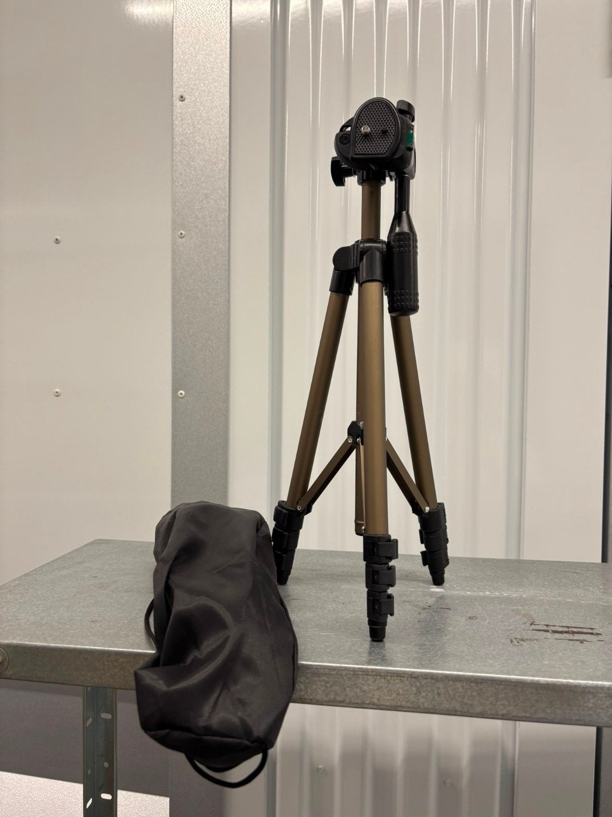 Camerastatief, Audio, Tv en Foto, Fotografie | Statieven en Balhoofden, Ophalen, Driepoot