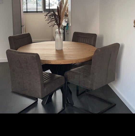 4 eetkamerstoelen Pronto wonen, Ophalen, Zo goed als nieuw, Bruin, Vier