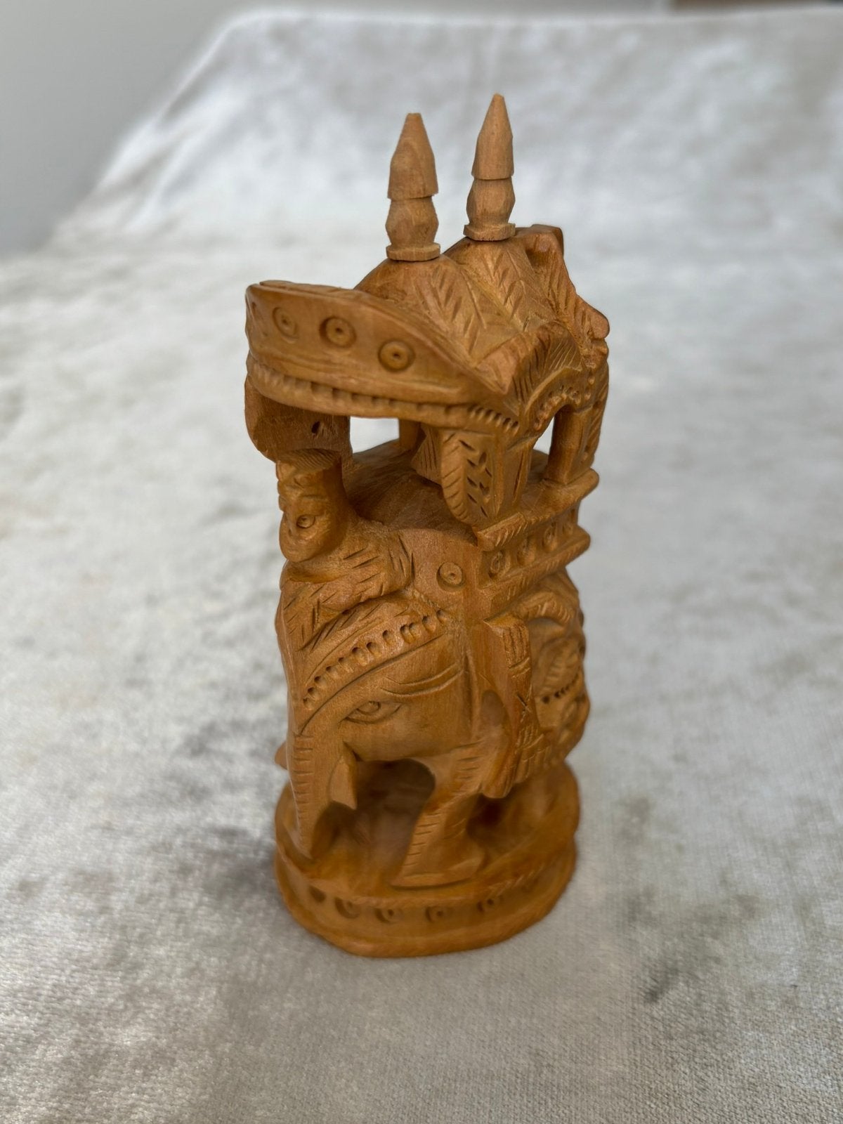 Prachtig handgesneden Indiase Ambari olifanten beeldje, Antiek en Kunst, Ophalen of Verzenden