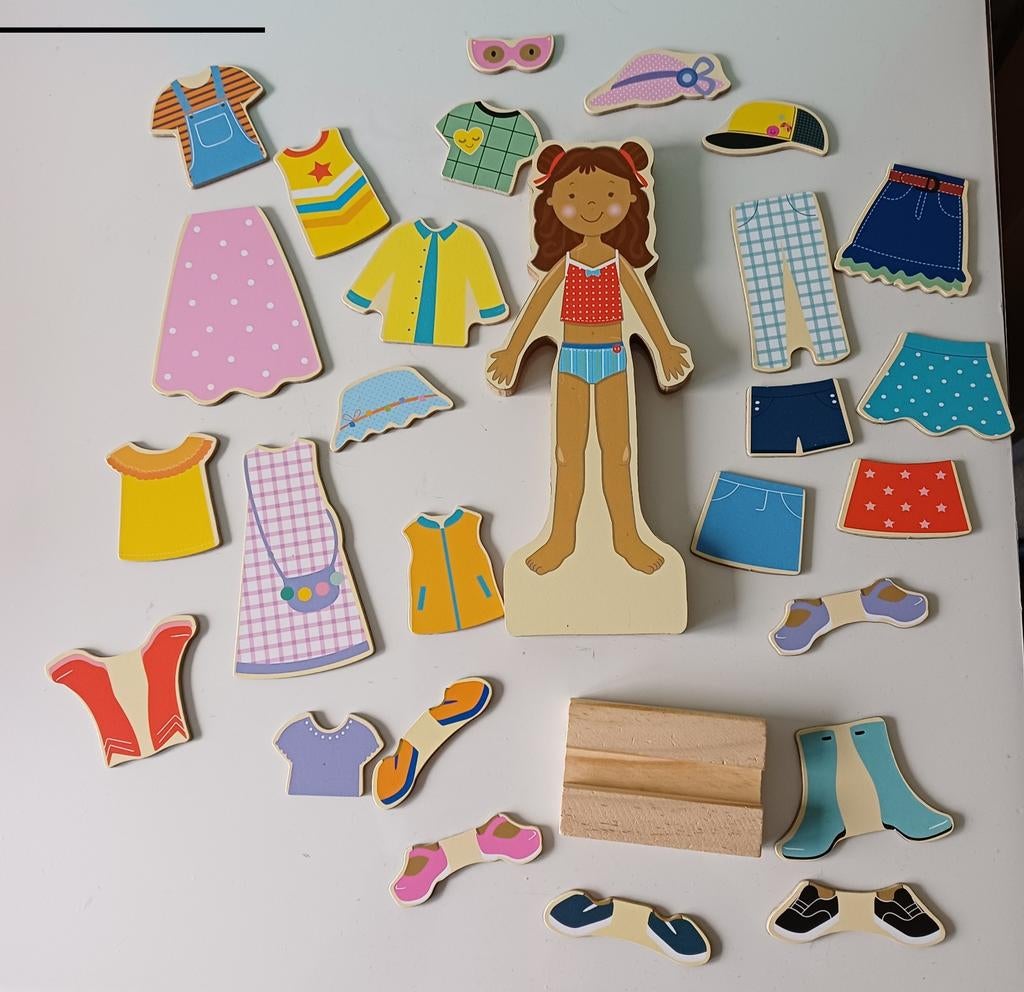 Aankleed pop, magnetisch, Kinderen en Baby's, Speelgoed | Educatief en Creatief, Zo goed als nieuw, Ophalen of Verzenden
