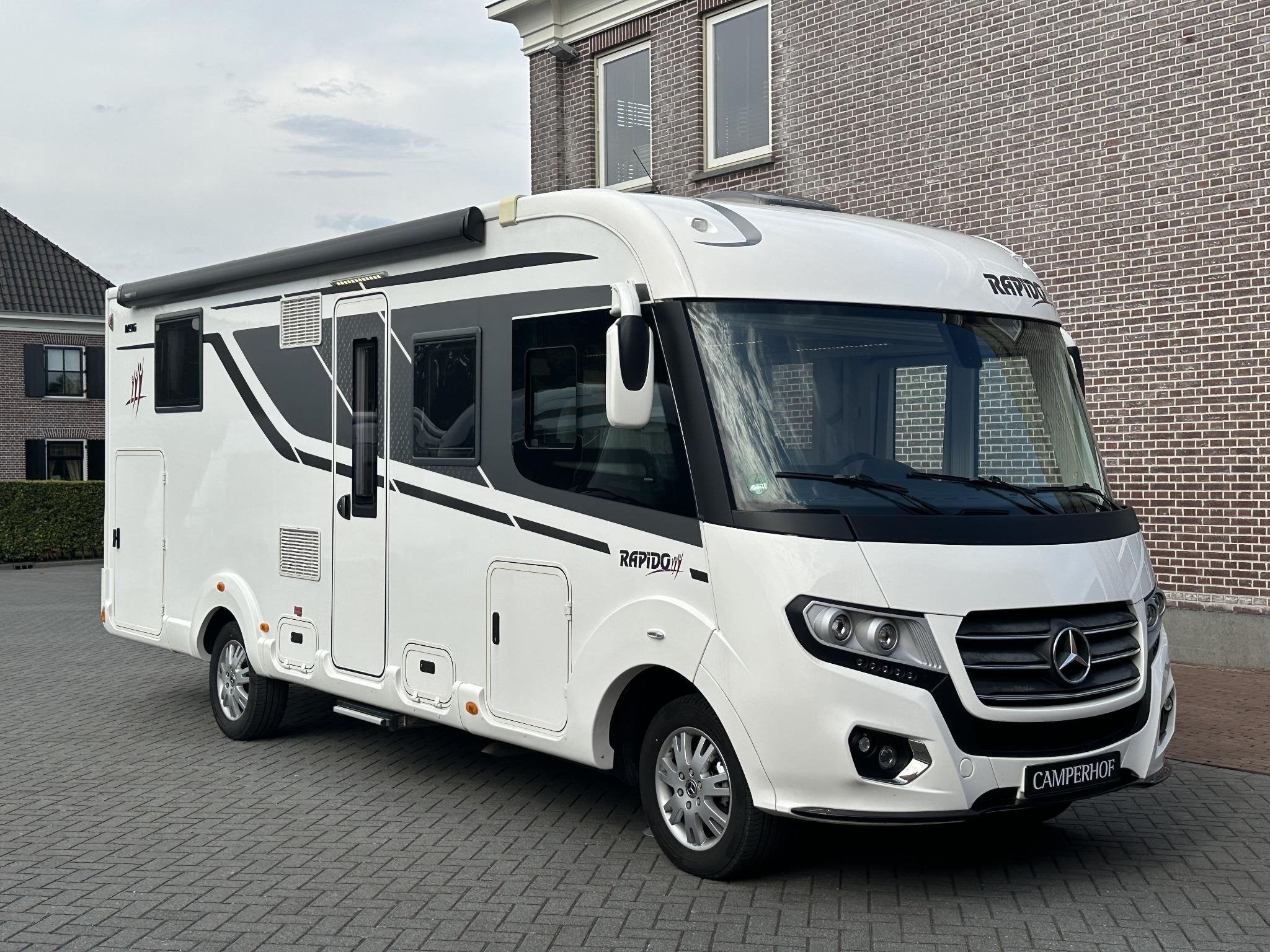 Rapido M96 4.500 KG, Levelsysteem, ALDE, Caravans en Kamperen, 7 tot 8 meter, Bedrijf, Diesel, Rapido