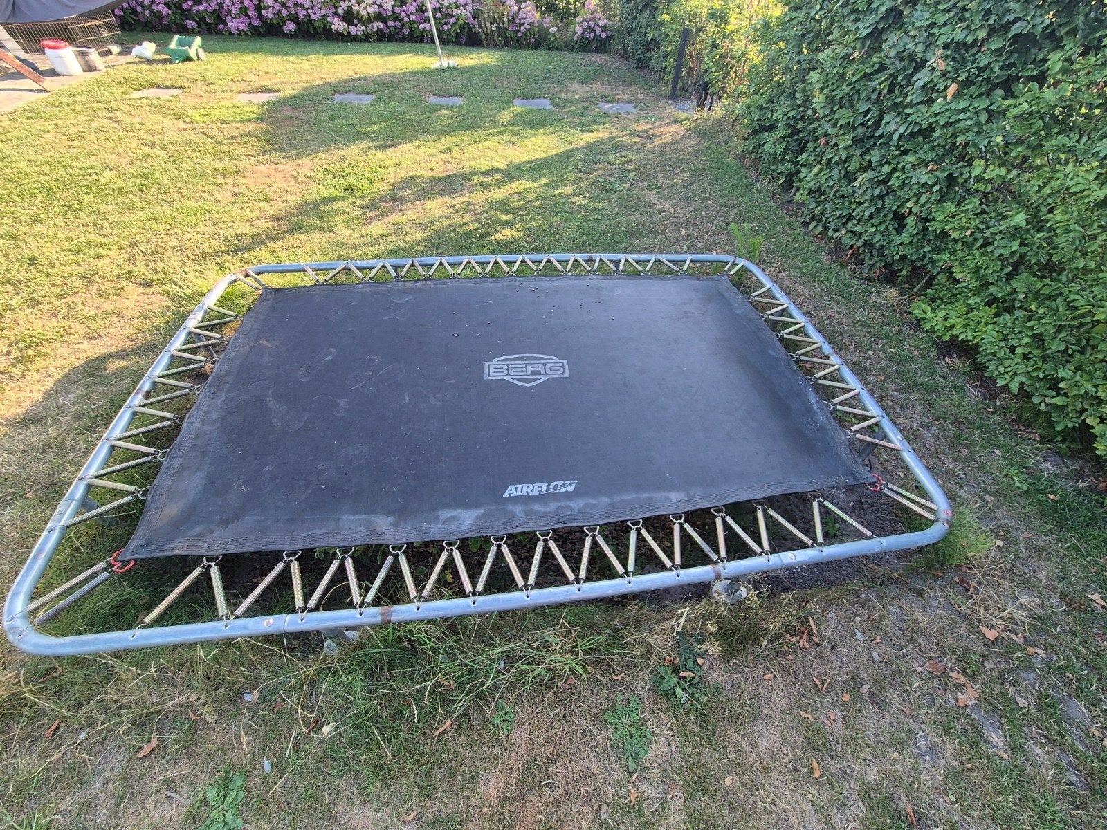 BERG Trampoline - Ingraafbaar - Goede staat (zonder rand), Ophalen