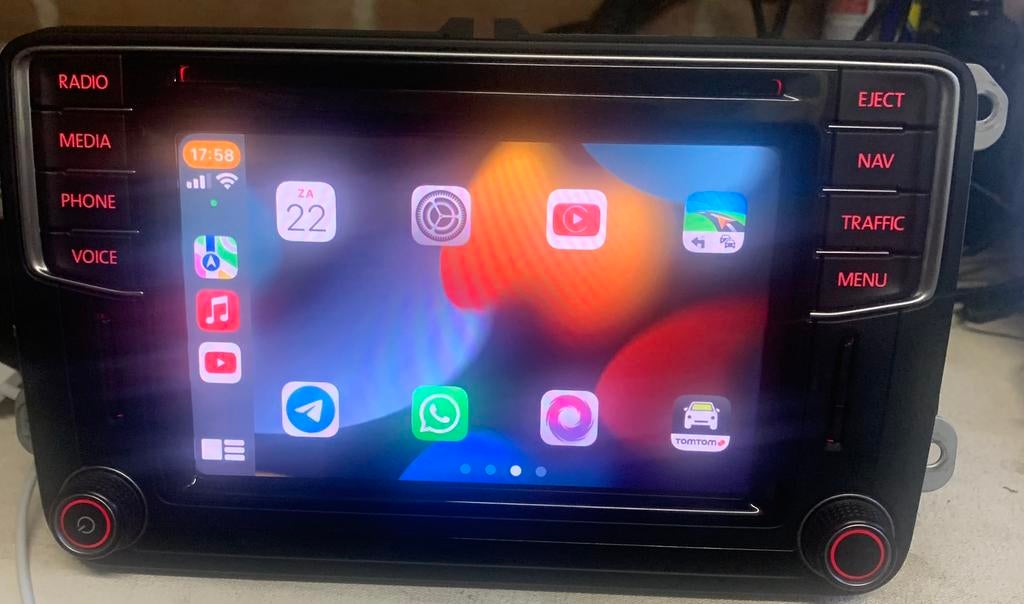 Vw discover media mib2 PQ met apple carplay functie met DAB, Ophalen of Verzenden, Zo goed als nieuw