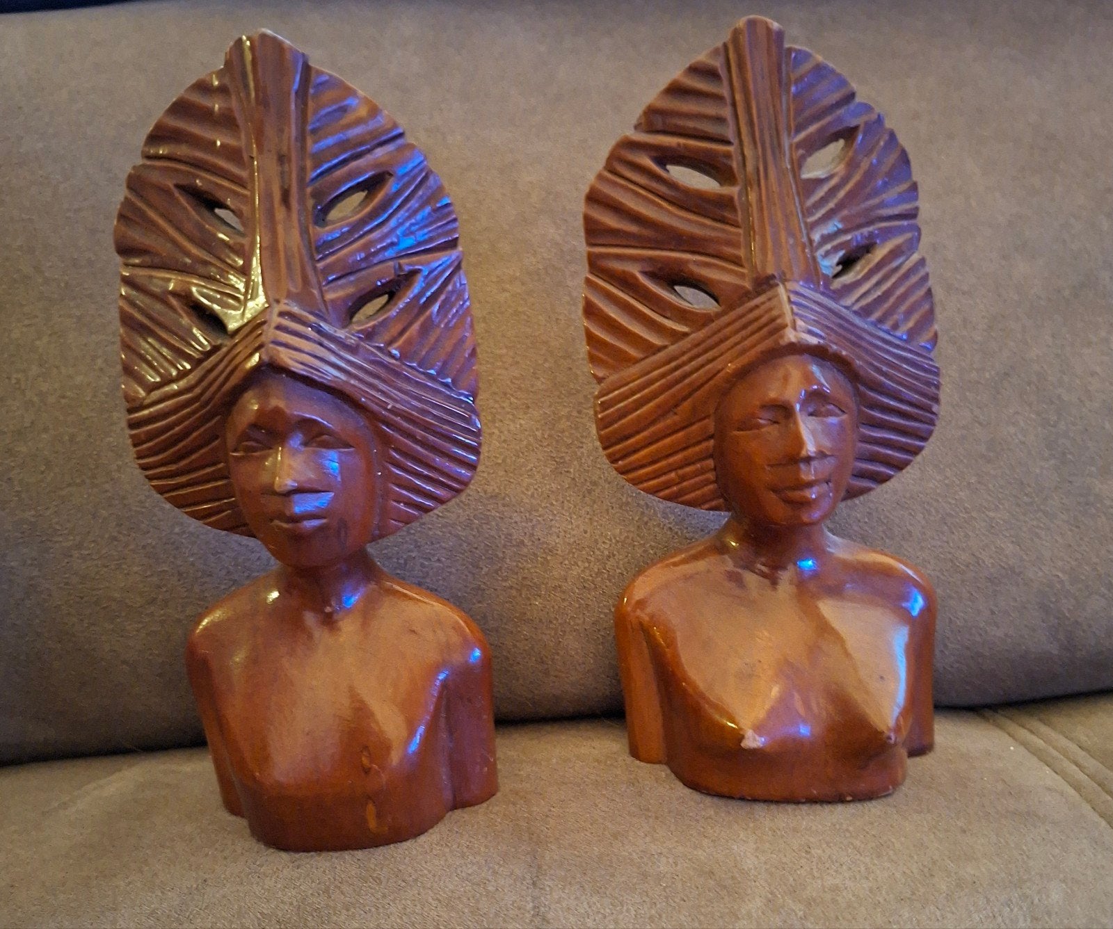 2 houten beeldjes, Antiek en Kunst, Ophalen of Verzenden